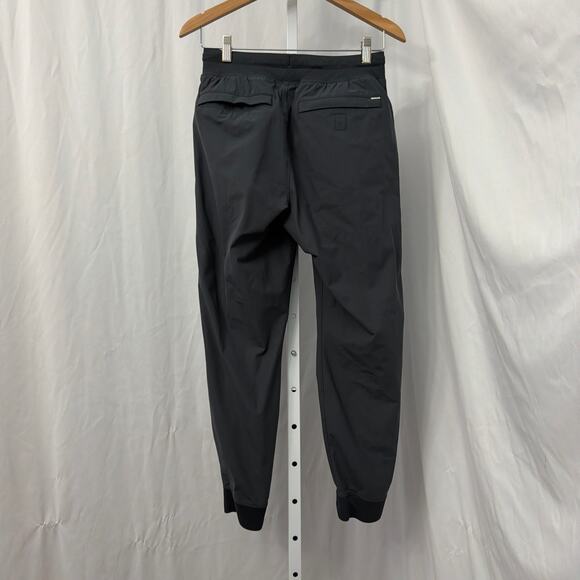 Vuori Meta Jogger Men’s Size Small Gray Activewear Casual Pants - Picture 10 of 10